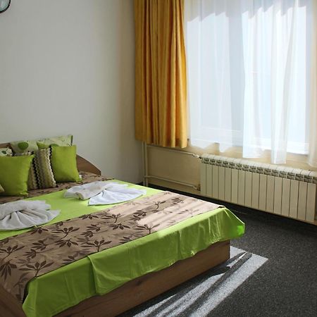 Guest House Elit Burgas Extérieur photo